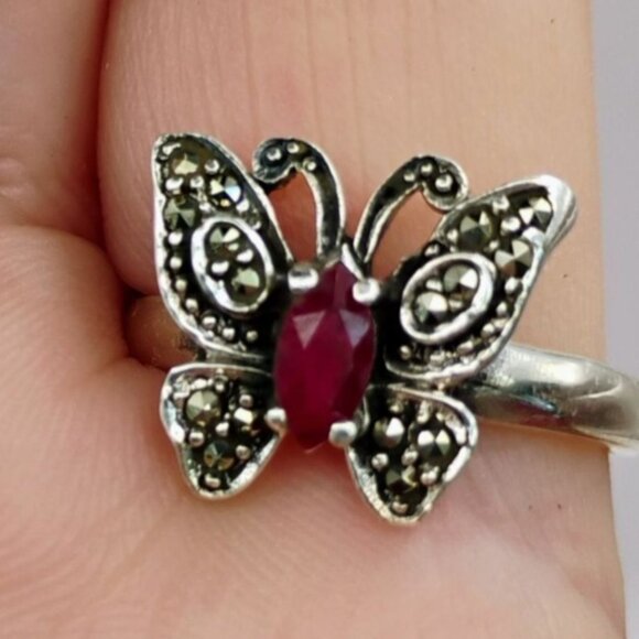 Sterling Silver Butterfly Ring With Marcasite & Ruby Size 7 - Picture 1 of 6